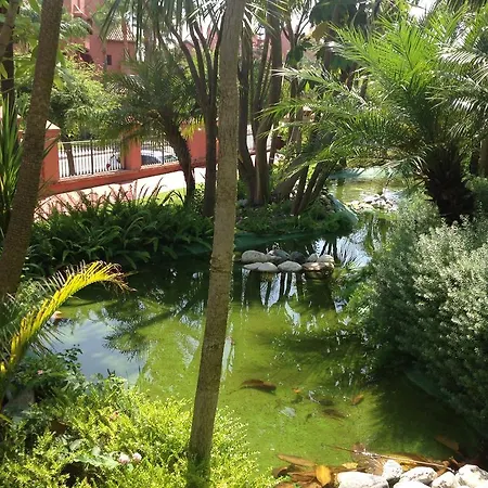 Las Nayades Beach * Estepona