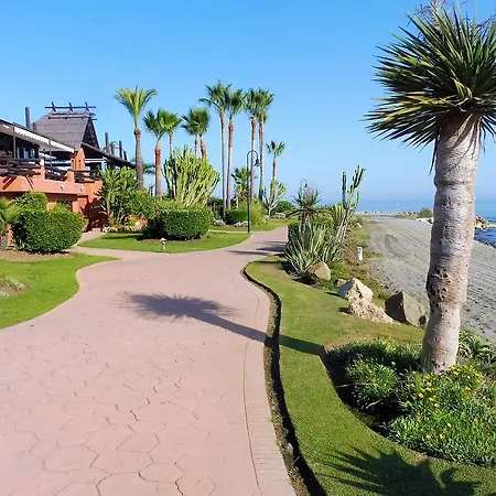 Las Nayades Beach Apartment