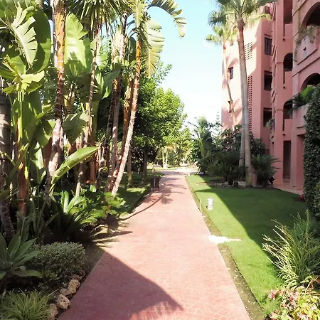 Las Nayades Beach Apartment Estepona