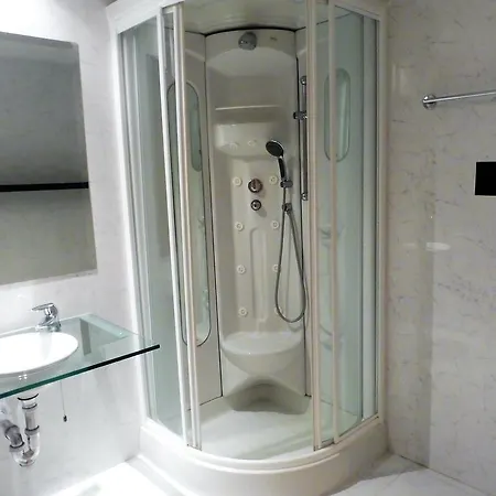 Las Nayades Beach Apartment Estepona
